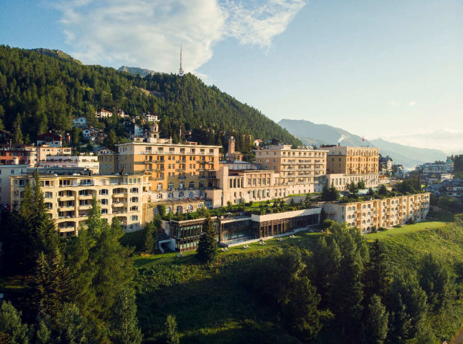 0013_Kulm St. Moritz_Schoene Aussichten Touristik_Medium-Exterior-1